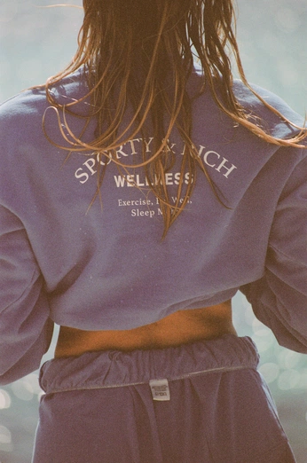 A cover of "THE WELLNESS CREW" cluster. The owner is alienkat. The cluster consists of 32 elements.