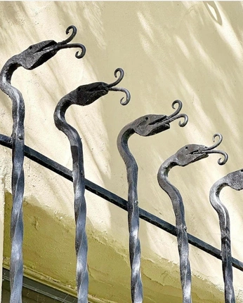 A cover of "Wrought Iron" cluster. The owner is andavis. The cluster consists of 7 elements.