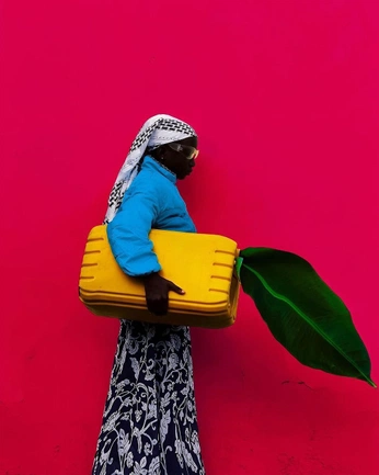 A cover of "Scale" cluster. The owner is mythos. The cluster consists of 2 elements.