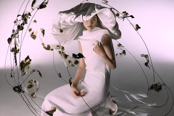 A cover of "flower" cluster. The owner is redsocks. The cluster consists of 72 elements.