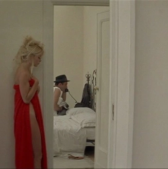 A cover of "BED" cluster. The owner is tayrene. The cluster consists of 74 elements.