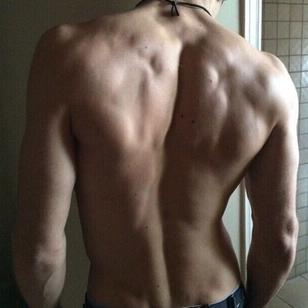 A cover of "serpentskirt." cluster. The owner is chokemeonmylies. The cluster consists of 45 elements.