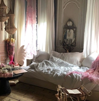 A cover of "JOLBY" cluster. The owner is jolbee. The cluster consists of 40 elements.