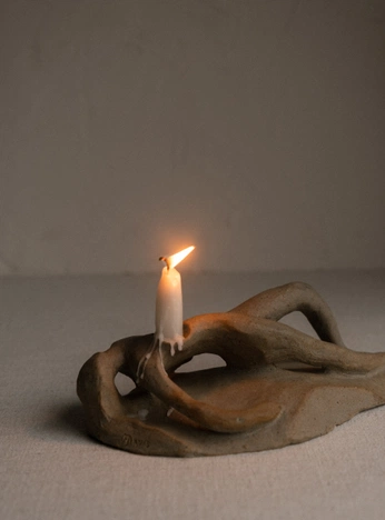 A cover of "Orchidea" cluster. The owner is lisianthulee06. The cluster consists of 16 elements.