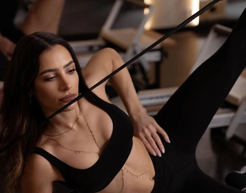 A cover of "san studio" cluster. The owner is crawfordstudios. The cluster consists of 35 elements.