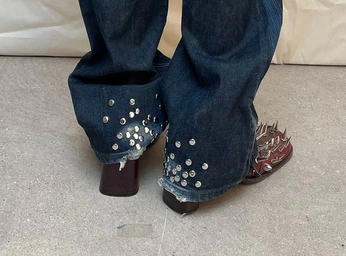 A cover of "i love" cluster. The owner is katguerra. The cluster consists of 9 elements.