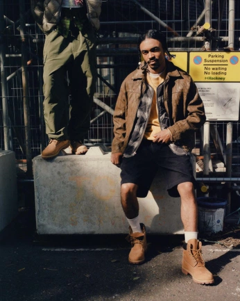 A cover of "Landan" cluster. The owner is joswhite. The cluster consists of 6 elements.