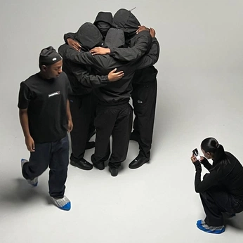 A cover of "af art direction" cluster. The owner is klvn01. The cluster consists of 62 elements.