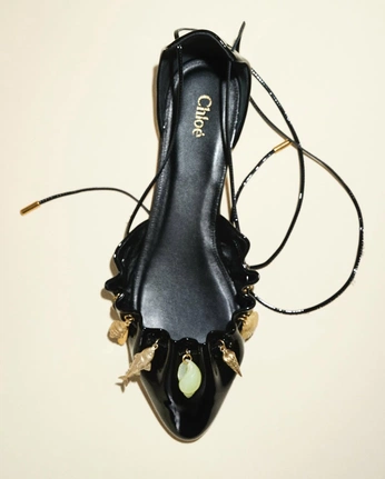 A cover of "fashunnnn" cluster. The owner is brigitteshokouhi. The cluster consists of 94 elements.