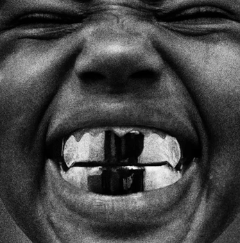 A cover of "GRILLZ" cluster. The owner is sgennaa. The cluster consists of 46 elements.