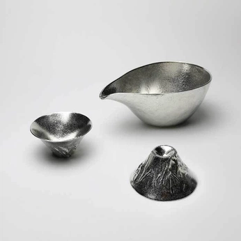 A cover of "Sake Labo" cluster. The owner is viet. The cluster description is "@Hanoi". The cluster consists of 19 elements.