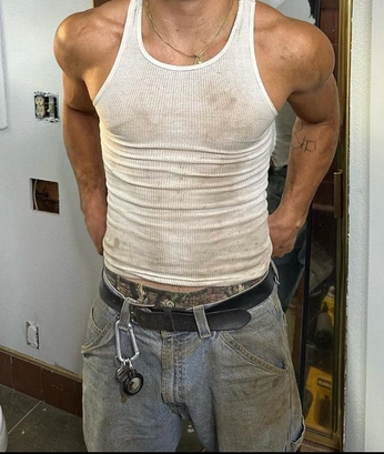 A cover of "Hanes Spec" cluster. The owner is jarrodstuckey. The cluster consists of 1 element.