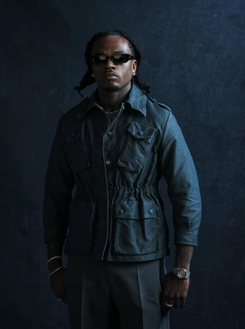 A cover of "DAPZ" cluster. The owner is colesvisage. The cluster consists of 42 elements.