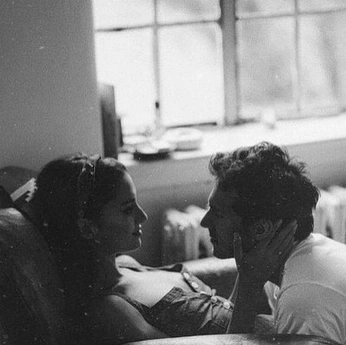 A cover of "c o u p l e" cluster. The owner is moonpetals. The cluster consists of 9 elements.