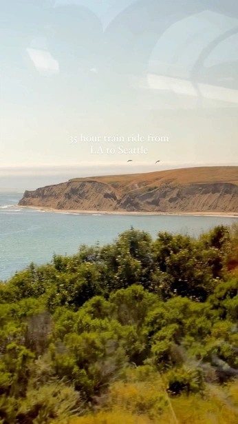 A cover of "🚞" cluster. The owner is mlltt. The cluster consists of 34 elements.