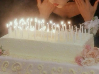 A cover of "lovebug" cluster. The owner is lauraloves. The cluster consists of 43 elements.