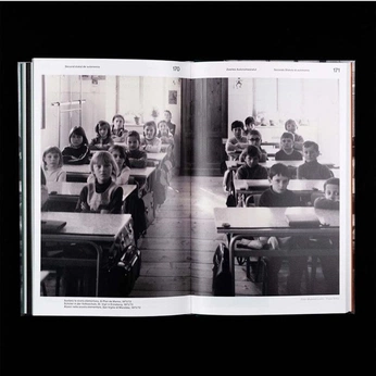 A cover of "school reportage 2025" cluster. The owner is bucachino. The cluster consists of 39 elements.