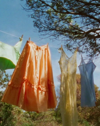 A cover of "NÓMADAS" cluster. The owner is verozila. The cluster consists of 4 elements.