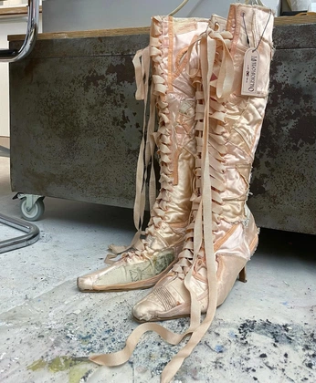 A cover of "Shoes" cluster. The owner is fetabrie. The cluster consists of 2 elements.