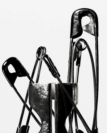 A cover of "Mine" cluster. The owner is mav3n.r0s3. The cluster consists of 41 elements.