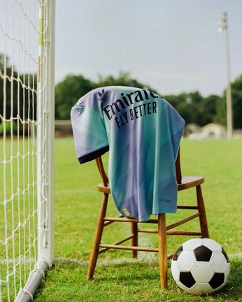 A cover of "Navigate-jersey shoot" cluster. The owner is domking28. The cluster consists of 11 elements.