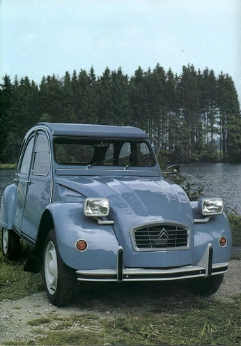 A cover of "2cv club" cluster. The owner is simca1000. The cluster consists of 1 element.