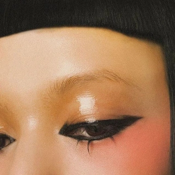 A cover of "jaqueline liu" cluster. The owner is pauuline. The cluster consists of 12 elements.