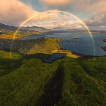 A cover of "Gaia" cluster. The owner is disillusionedg. The cluster consists of 310 elements.