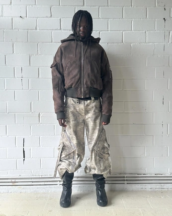 A cover of "In Love and In War" cluster. The owner is elliottackie. The cluster consists of 625 elements.