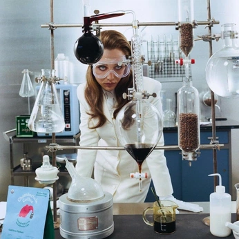 A cover of "RIYTA - Formula" cluster. The owner is theanaviotti. The cluster consists of 9 elements.