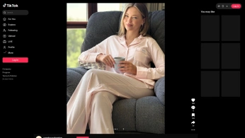 A cover of "Pajama" cluster. The owner is fatami. The cluster consists of 1 element.