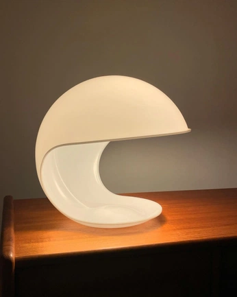 A cover of "inter" cluster. The owner is carolinevang. The cluster consists of 16 elements.