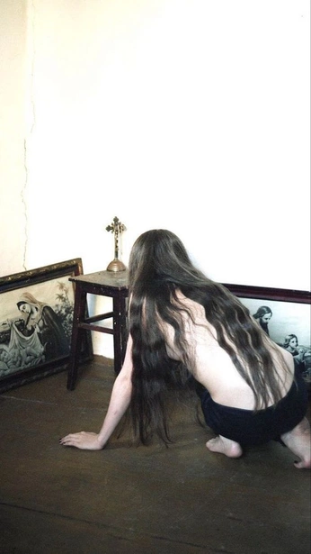 A cover of "vibe c" cluster. The owner is ipolux. The cluster consists of 6 elements.