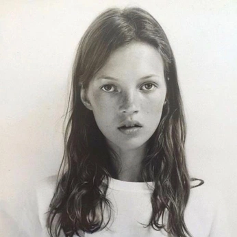 A cover of "City girl" cluster. The owner is rosade. The cluster consists of 40 elements.