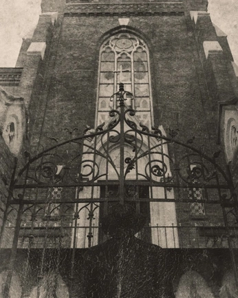 A cover of "buildings" cluster. The owner is arangutan. The cluster consists of 11 elements.