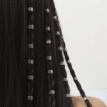 A cover of "Menkya" cluster. The owner is fievel. The cluster consists of 42 elements.