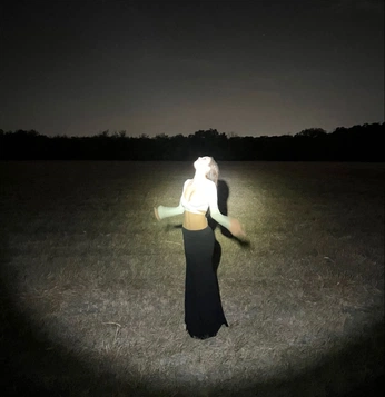 A cover of "💀" cluster. The owner is zwodder. The cluster consists of 1 element.