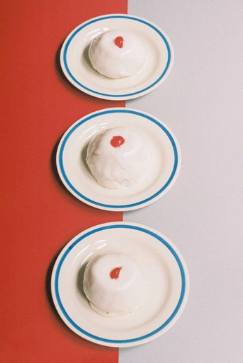 A cover of "A Springtime Sojourn." cluster. The owner is jenesais. The cluster consists of 11 elements.