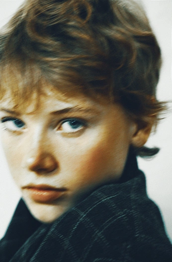 A cover of "Brunette archetypes" cluster. The owner is rexrulestheworld. The cluster consists of 34 elements.