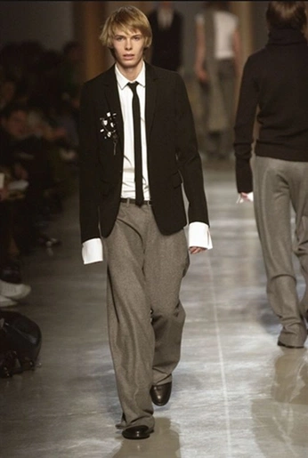 A cover of "SK Elegant" cluster. The owner is sebastian.konrad. The cluster consists of 66 elements.