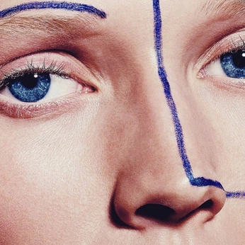 A cover of "Feeling Blue" cluster. The owner is lindsnictay. The cluster consists of 12 elements.