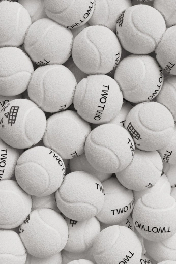 A cover of "tennis" cluster. The owner is soyksenya. The cluster consists of 2 elements.