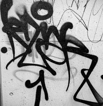 A cover of "black sharpie  graffiti" cluster. The owner is aika.sun. The cluster consists of 23 elements.