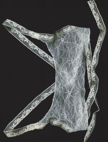 A cover of "clothing" cluster. The owner is sarahisraelsen. The cluster consists of 1 element.