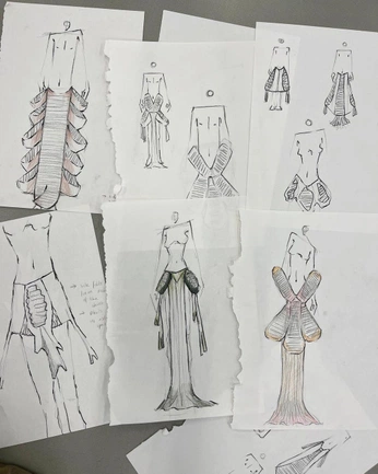 A cover of "Design & Sketches" cluster. The owner is designerinspo. The cluster description is "Fashion Design". The cluster consists of 22 elements.