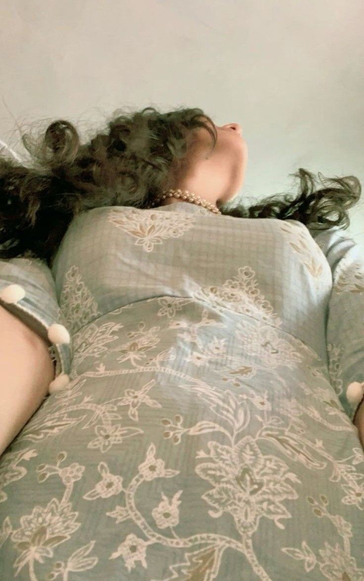 Housewife Noida Escorts +(91)-9811526736 Sector-76 Russian Call Girls Noida