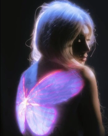 A cover of "Fairies" cluster. The owner is lenuggie. The cluster consists of 19 elements.