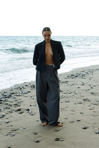 A cover of "Valerio" cluster. The owner is tiagomlopes. The cluster consists of 9 elements.