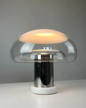 A cover of "Lighting" cluster. The owner is fred1357944. The cluster consists of 7 elements.