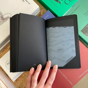 A cover of "physical copy" cluster. The owner is shadowpraiser. The cluster consists of 23 elements.